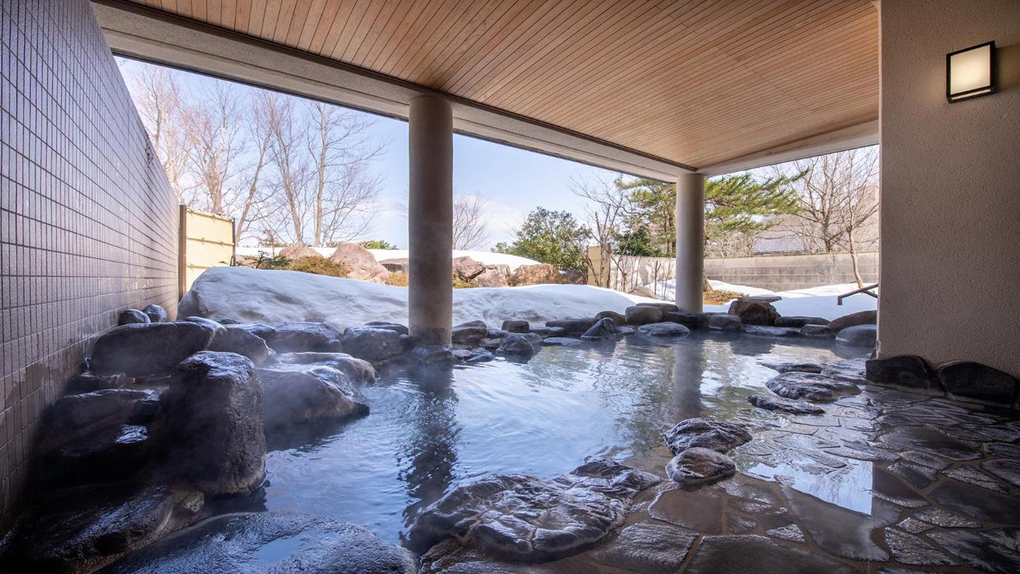נאנטו Satoyama Auberge & Hot Spring Wellness Spa Sakuragaike Kurgarden מראה חיצוני תמונה