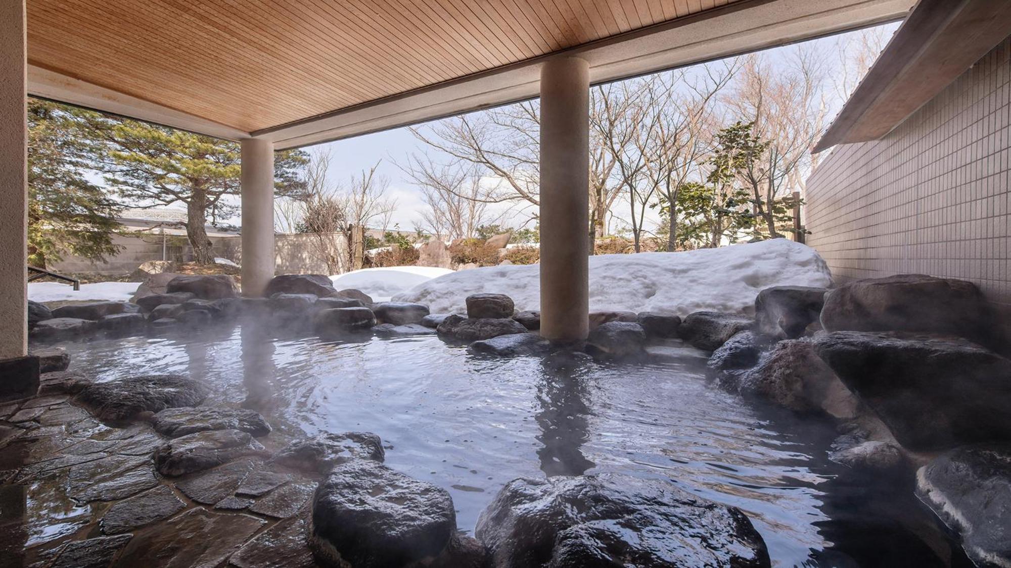 נאנטו Satoyama Auberge & Hot Spring Wellness Spa Sakuragaike Kurgarden מראה חיצוני תמונה
